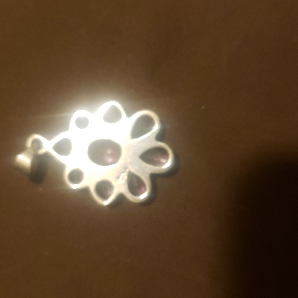 Pendant - Picture 2 of 2